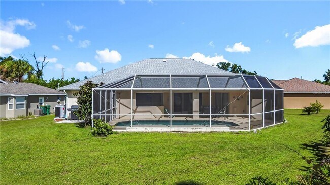 Building Photo - 145 Spur Dr