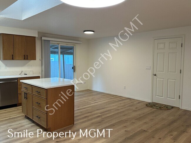 Building Photo - Remodeled Ranch in a Quiet Community