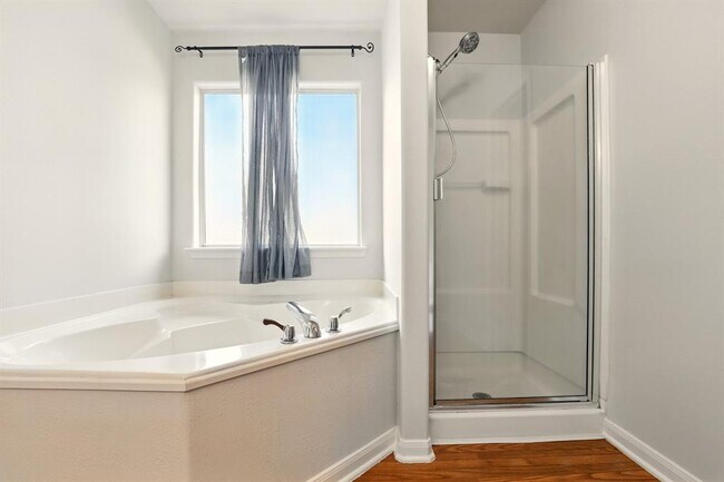Building Photo - 4006 Enclave Mist Ln