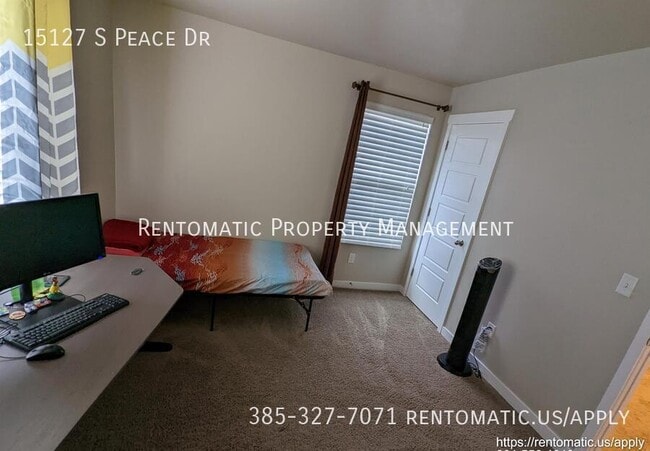 Building Photo - 15127 Peace Dr