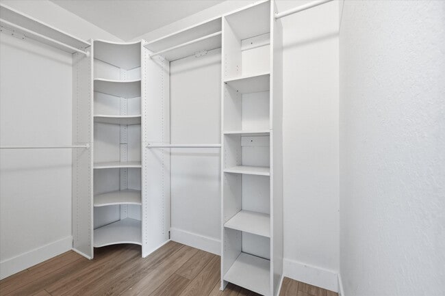 Building Photo - 13380 Georgian Ct