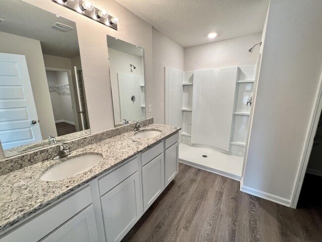 Building Photo - 4119 Whitetail Ln