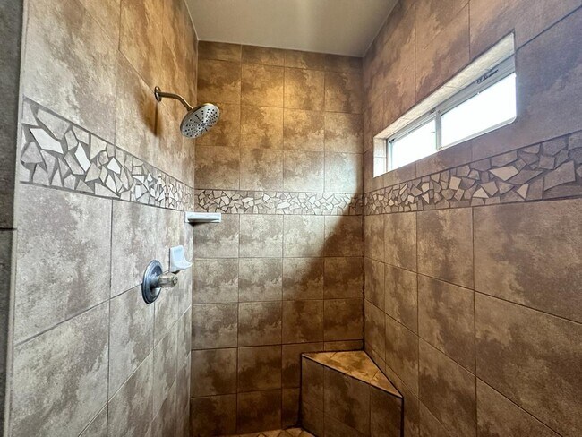 Building Photo - 4136 Tierra Venado Dr