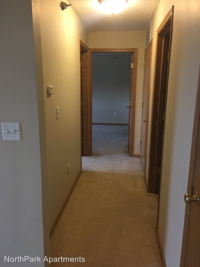 Building Photo - 8845 Northpark Ct