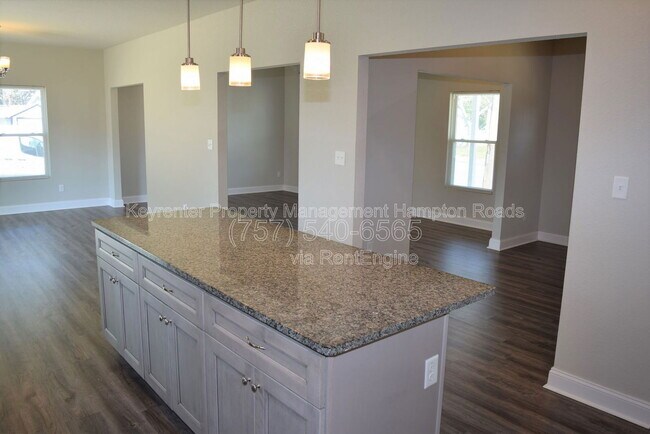 Building Photo - 1 Worden Pl