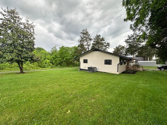 Building Photo - 128 Harness Rd