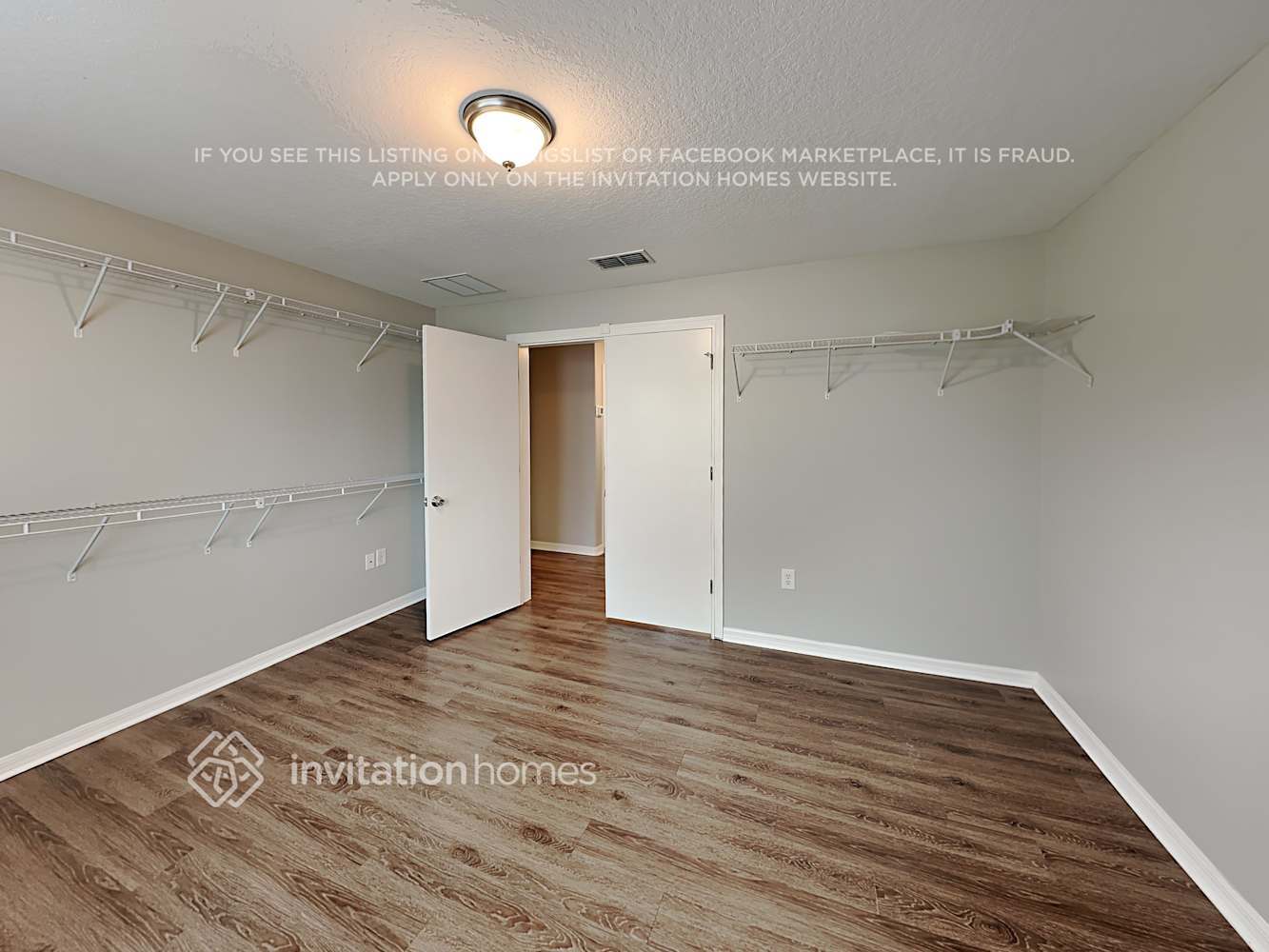 Building Photo - 3305 Whistling Trail
