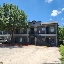 Building Photo - 1702 W Craig, 7