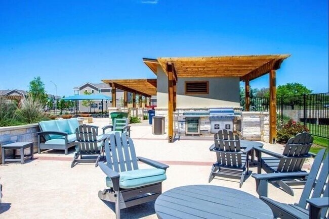 Building Photo - 2420 Pecan Island Dr