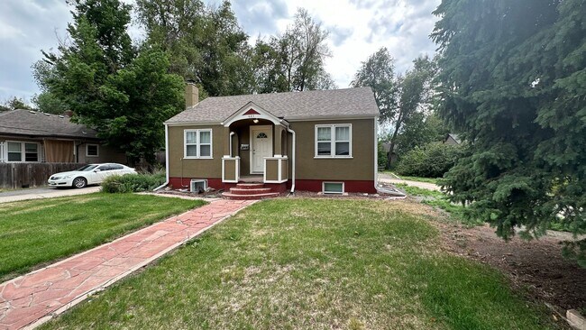 Building Photo - Great Duplex in Fort Collins