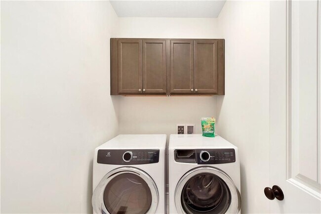 Building Photo - 510 Mariners Cir