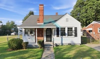 Building Photo - 1309 Carolina St E