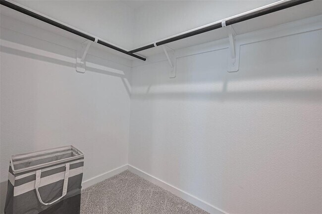 Building Photo - 10405 Hadley Pk Trl