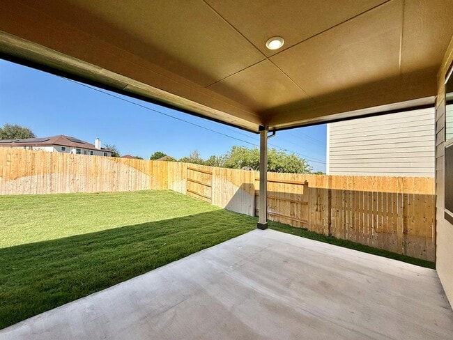 Building Photo - 617 Palo Brea Lp