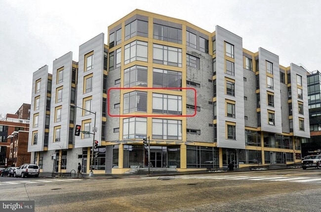 Building Photo - 1414 Belmont St NW