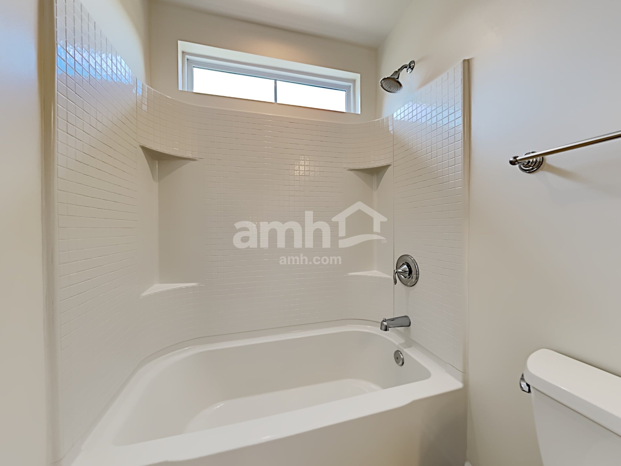 Building Photo - 305 Peters Creek Dr