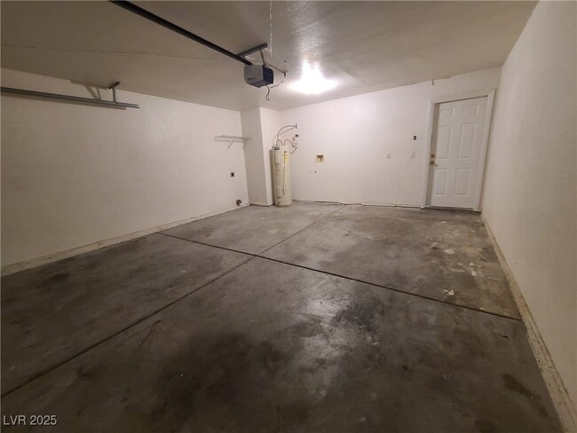 Building Photo - 1020 Pahrump Valley Blvd