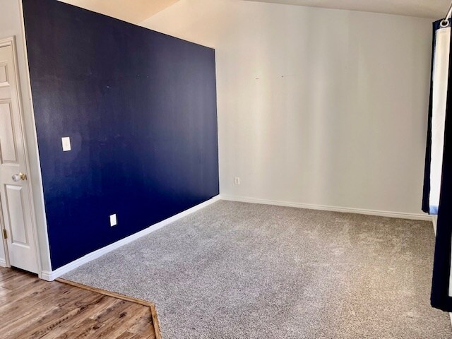 Building Photo - 2048 N Boysenberry Dr