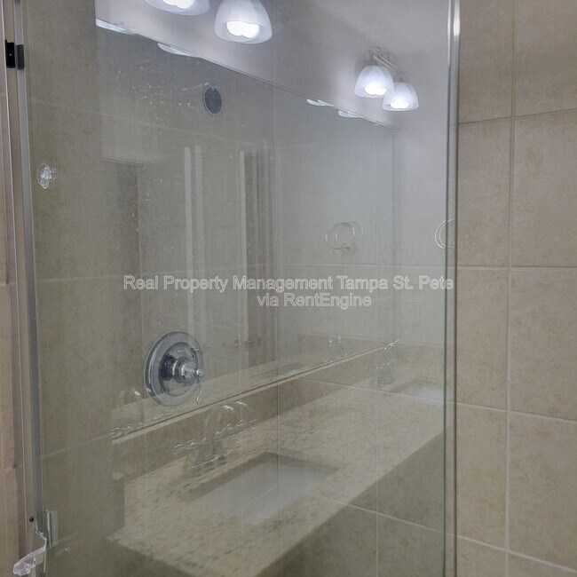Building Photo - 6409 Tillandsia Pl