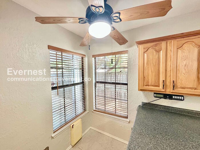 Building Photo - 2992 Harbinger Ln