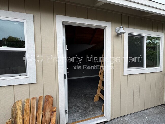 Building Photo - 7780 Montero Dr