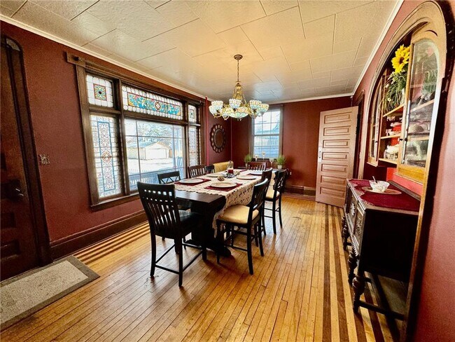 Building Photo - 1464 W Minnehaha Ave