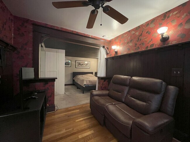 Building Photo - Charming NW Portland 1-Bedroom with Brick Accents & Modern Touches