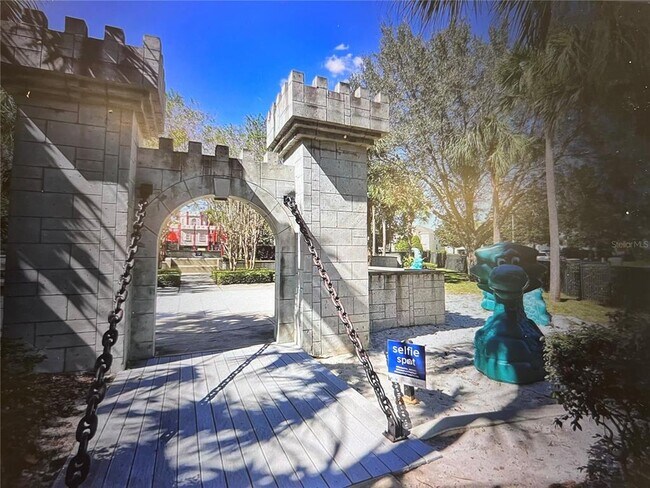 Building Photo - 2568 Maneshaw Ln