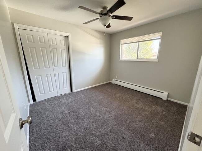 Building Photo - Beautiful Two Bedroom in Lakewood!