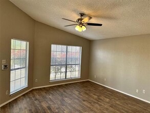 Building Photo - 4228 Staghorn Cir N