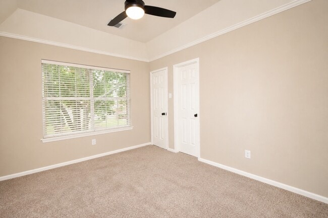 Building Photo - 7207 Emerald Glen Dr