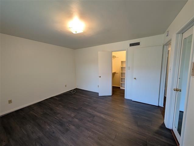 Building Photo - 4715 Skillman St