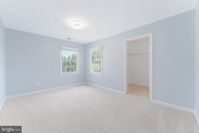 Building Photo - 20152 Boxwood Pl