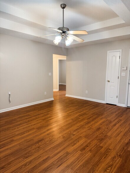 Building Photo - 107 Barley Pl