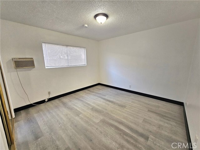 Building Photo - 1651 E 42nd St