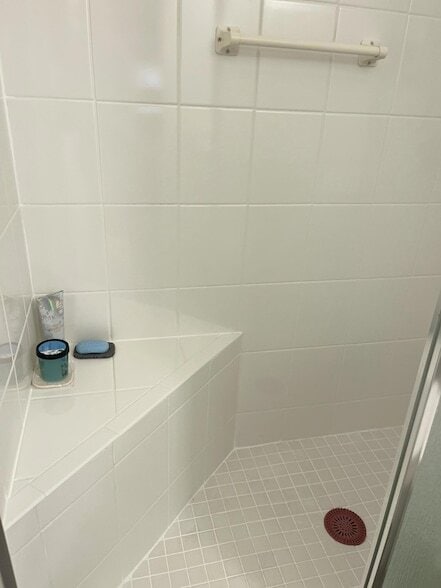 Building Photo - 2551 Emory Dr W