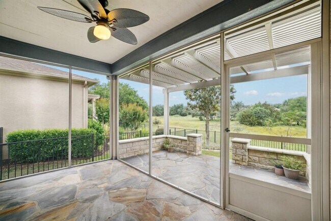 Building Photo - 207 Trinity Lane