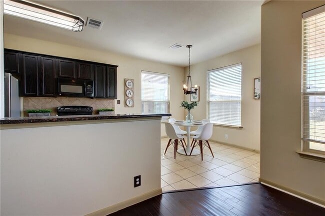 Building Photo - 12303 Stoneridge Gap Ln