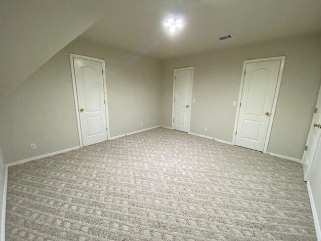 Building Photo - Coming Soon!!!!!  Union schools: 4 bedroom...