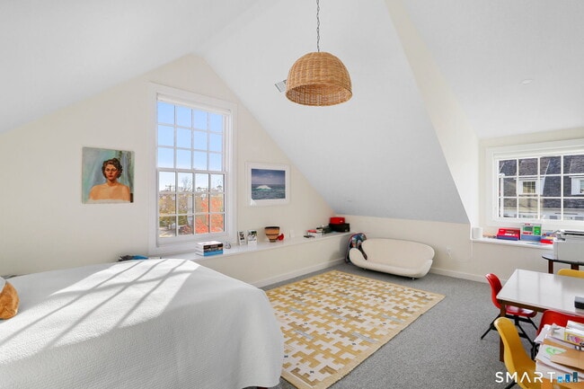 Building Photo - 140 Rowayton Ave