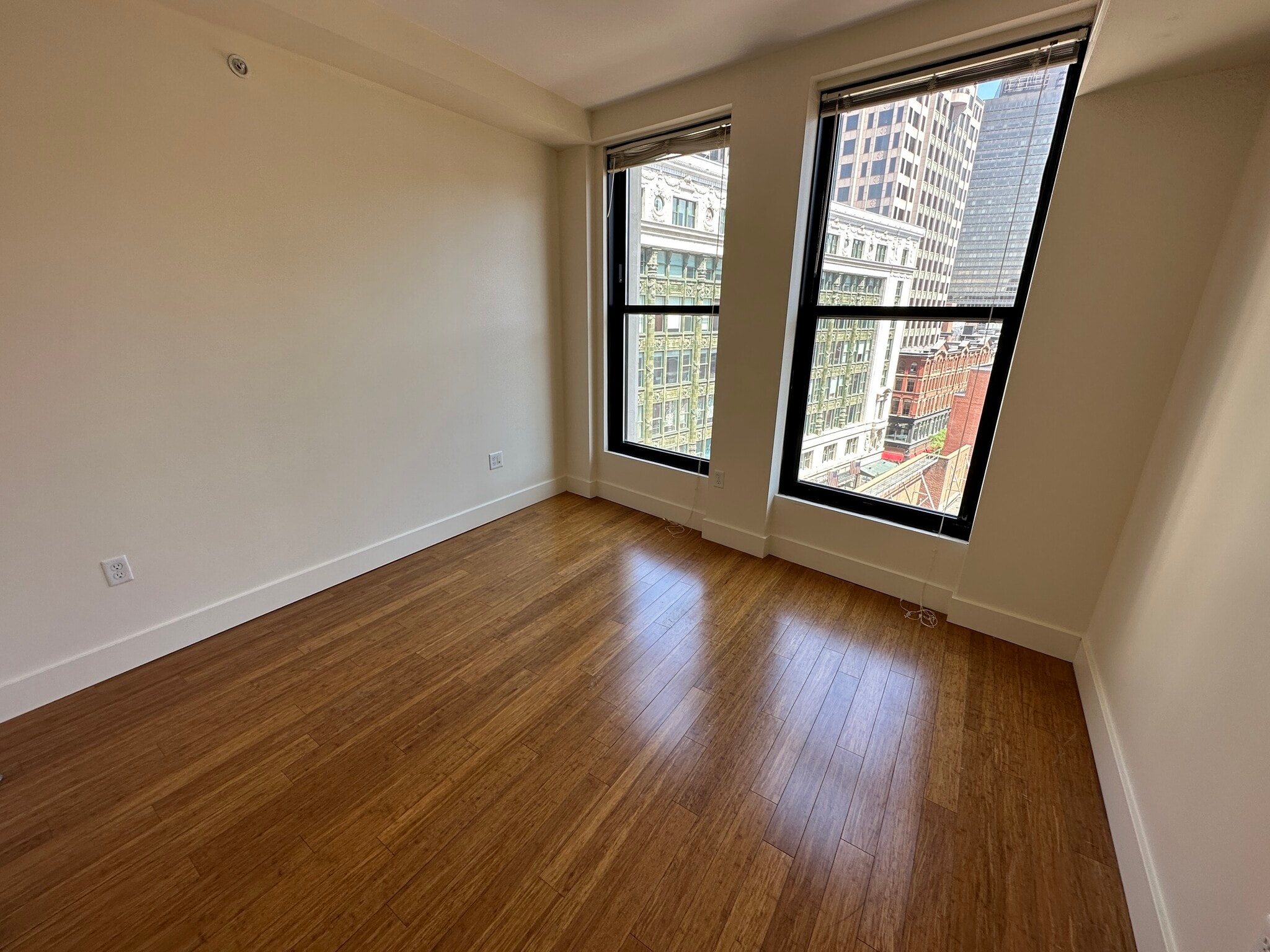 Building Photo - 25 Winter St