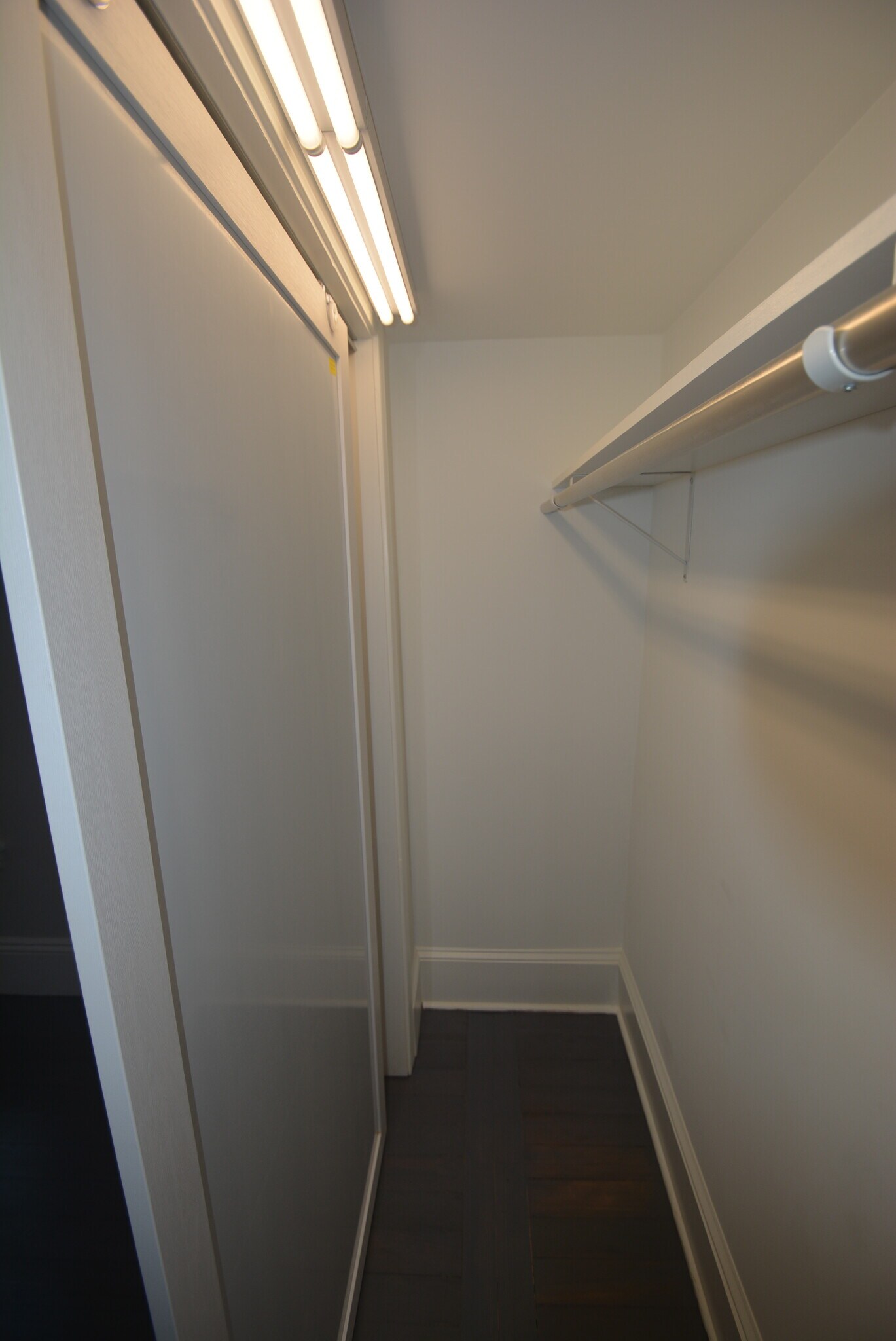 Building Photo - 31 Claybourne St