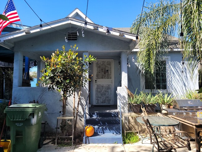 Nice Private Porch - 1405 S New Hampshire Ave