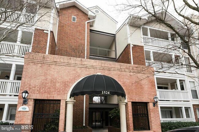Primary Photo - 1524 Lincoln Way