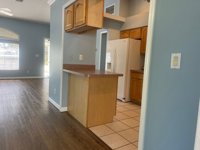 Building Photo - PENDING - 3BR/2BA Single Family Home