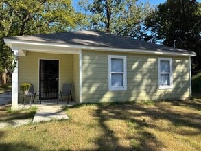 Building Photo - 4483 Sunny View Dr