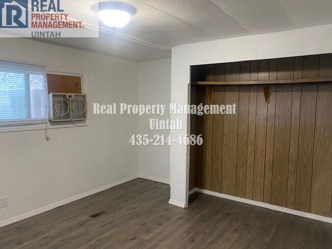 Building Photo - 2 Bed 1 Bath Trailer Home WITH A $300 OFF FIRST MONTH'S RENT WHEN YOU SIGN A 12 MONTH LEASE WITH ...