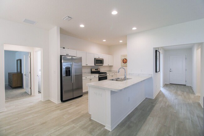 Building Photo - 7637 Rutherford Ln