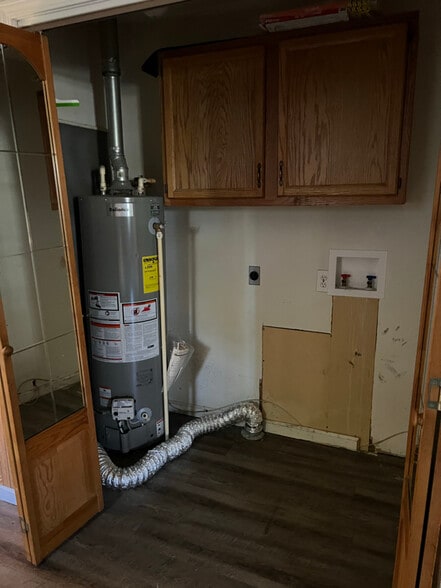 Building Photo - 109 S 6th St