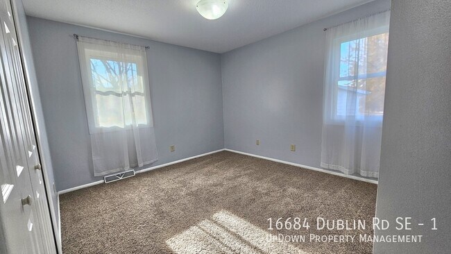 Building Photo - 16684 Dublin Rd SE